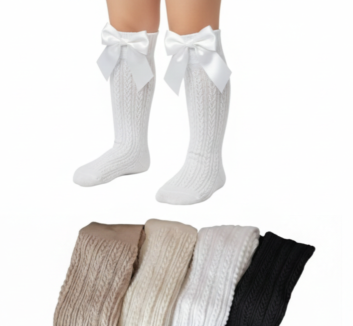 جوراب فانتزی بافت کبریتی با پاپیون ساتن بزرگ. ایدهآل برای ستهای مجلسی و عکاسی. بافت نرم و کشسانی عالی، بدون ایجاد حساسیت برای پوست.