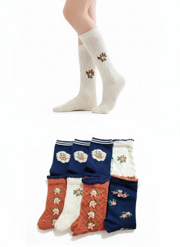 جوراب زنانه، جوراب گلدوزی شده، جوراب ساقدار زمستانی، خرید جوراب طرح گل، جوراب کلاسیک دخترانه.